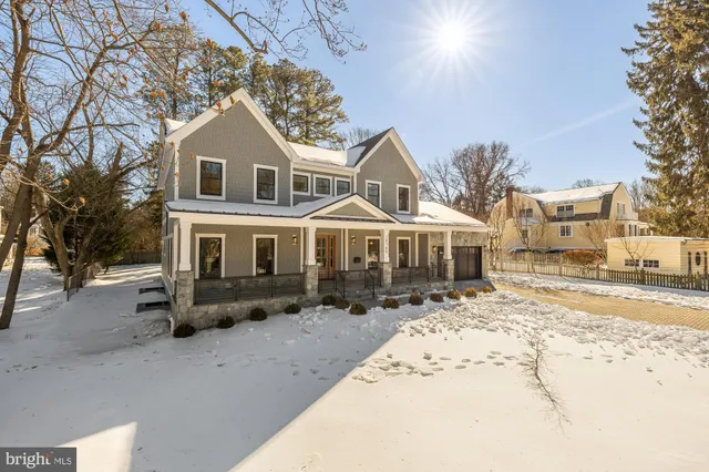 $2,595,000 | 10105 Summit Avenue, Kensington, MD 20895