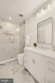 $2,595,000 | 10105 Summit Avenue, Kensington, MD 20895