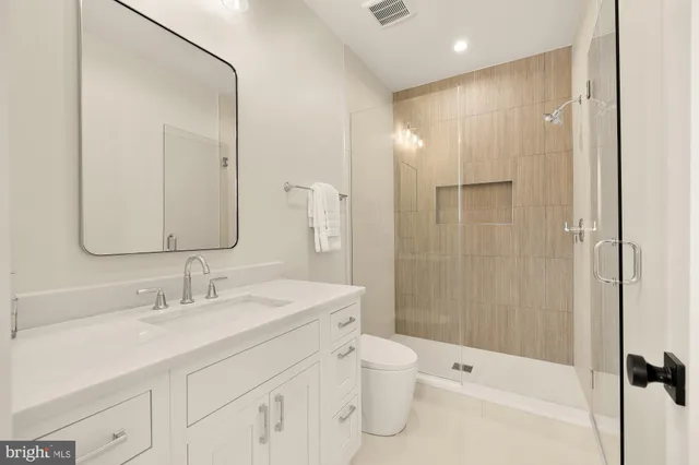 $2,595,000 | 10105 Summit Avenue, Kensington, MD 20895