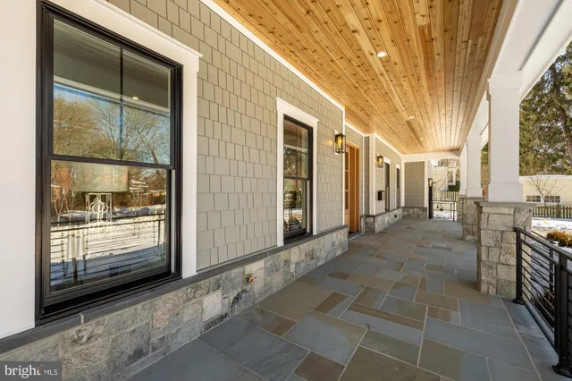 $2,595,000 | 10105 Summit Avenue, Kensington, MD 20895