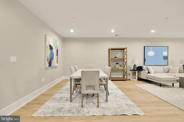 $2,595,000 | 10105 Summit Avenue, Kensington, MD 20895