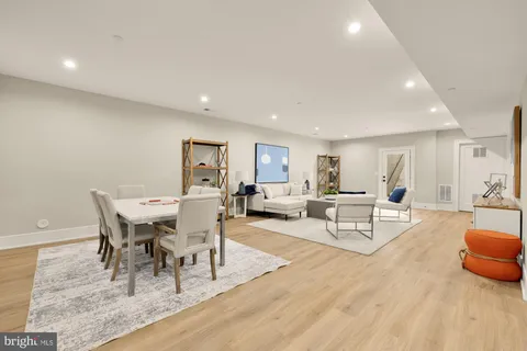 $2,595,000 | 10105 Summit Avenue, Kensington, MD 20895