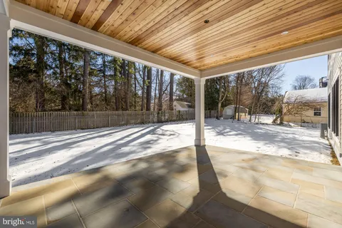 $2,595,000 | 10105 Summit Avenue, Kensington, MD 20895