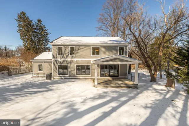 $2,595,000 | 10105 Summit Avenue, Kensington, MD 20895