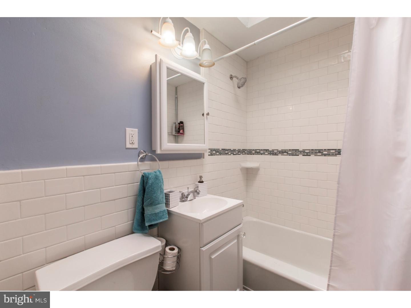 3306 Decatur Street Philadelphia, PA 19136 - Photo 14 of 21 Bathroom