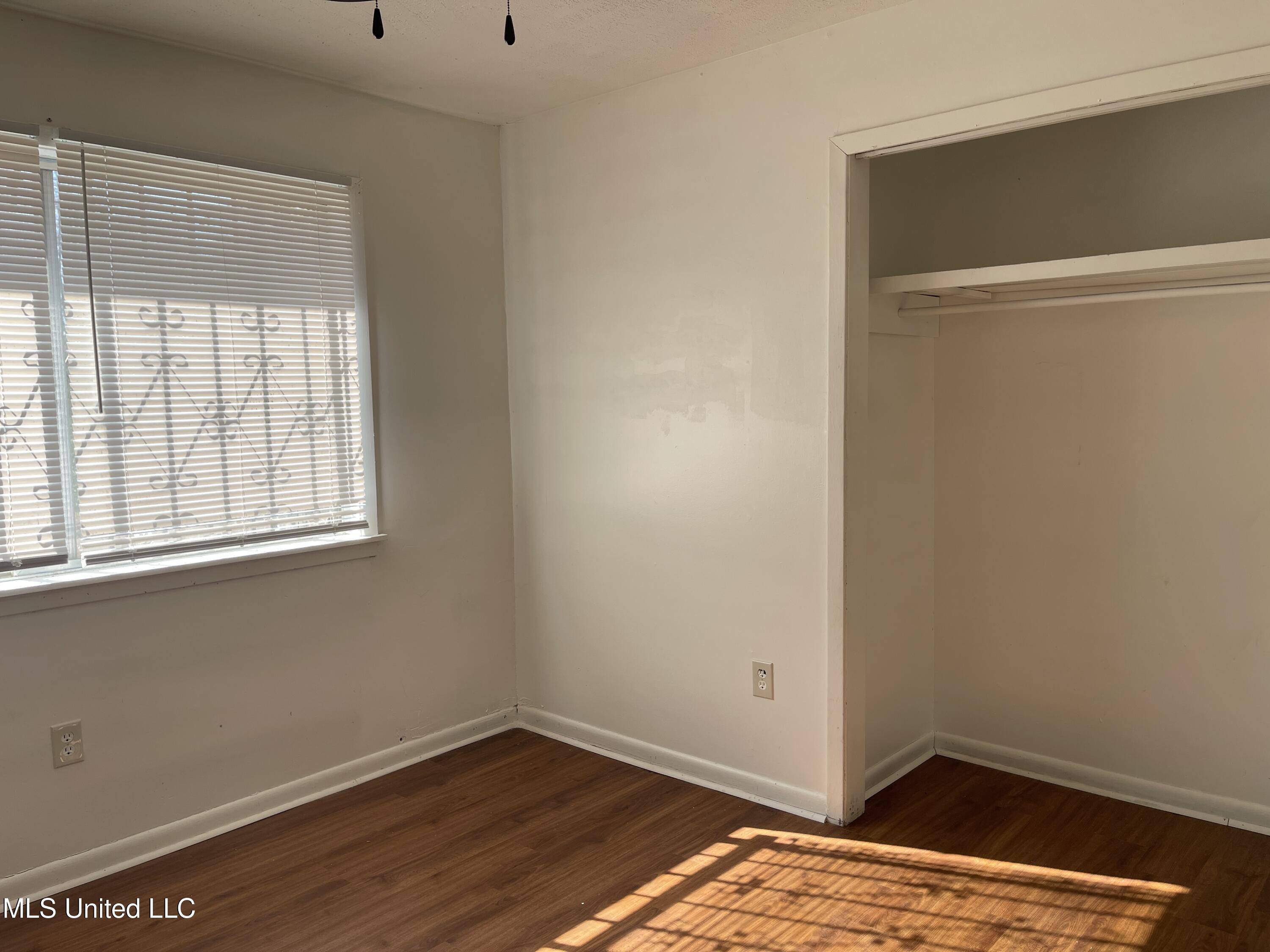 1148 Marble Street Jackson, MS 39212 - Photo 10 of 17 IMG_2413