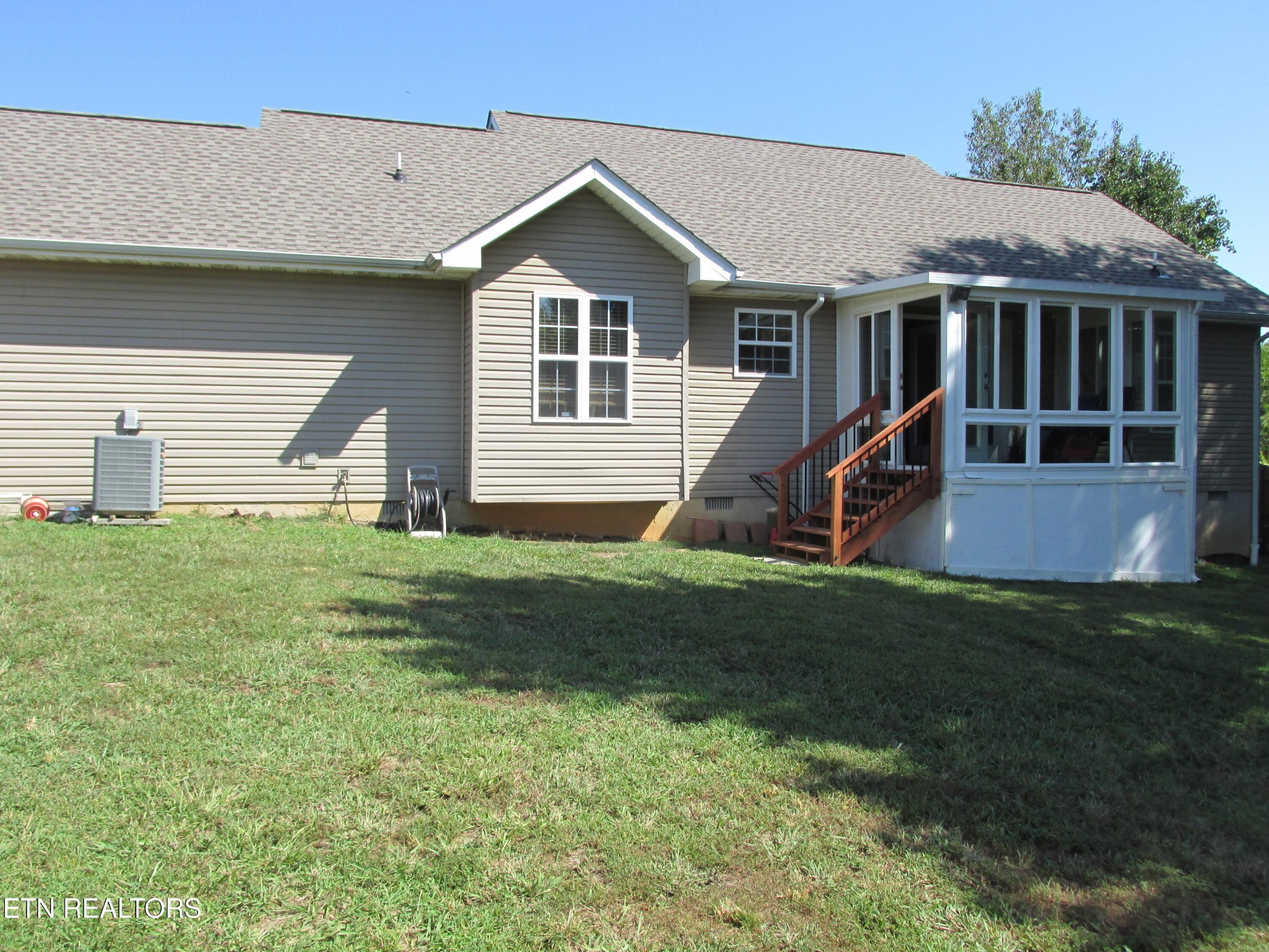 6212 Lanier Road Maryville, TN 37801 - Photo 5 of 23 Gallery Image 5