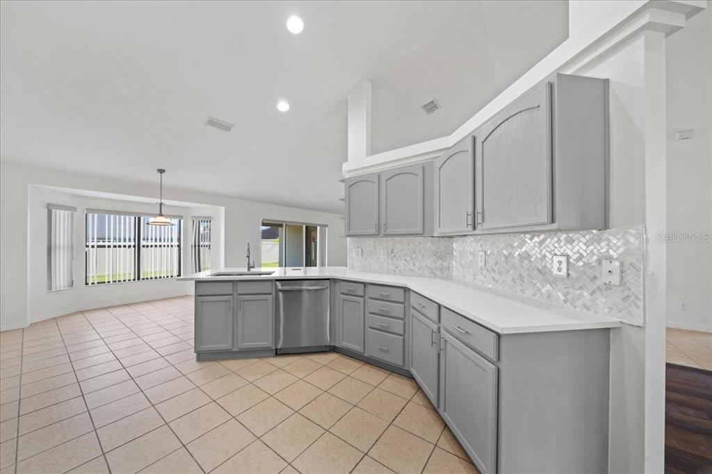 5659 Southwest 89th Place Ocala, FL 34476 - Photo 16 of 76