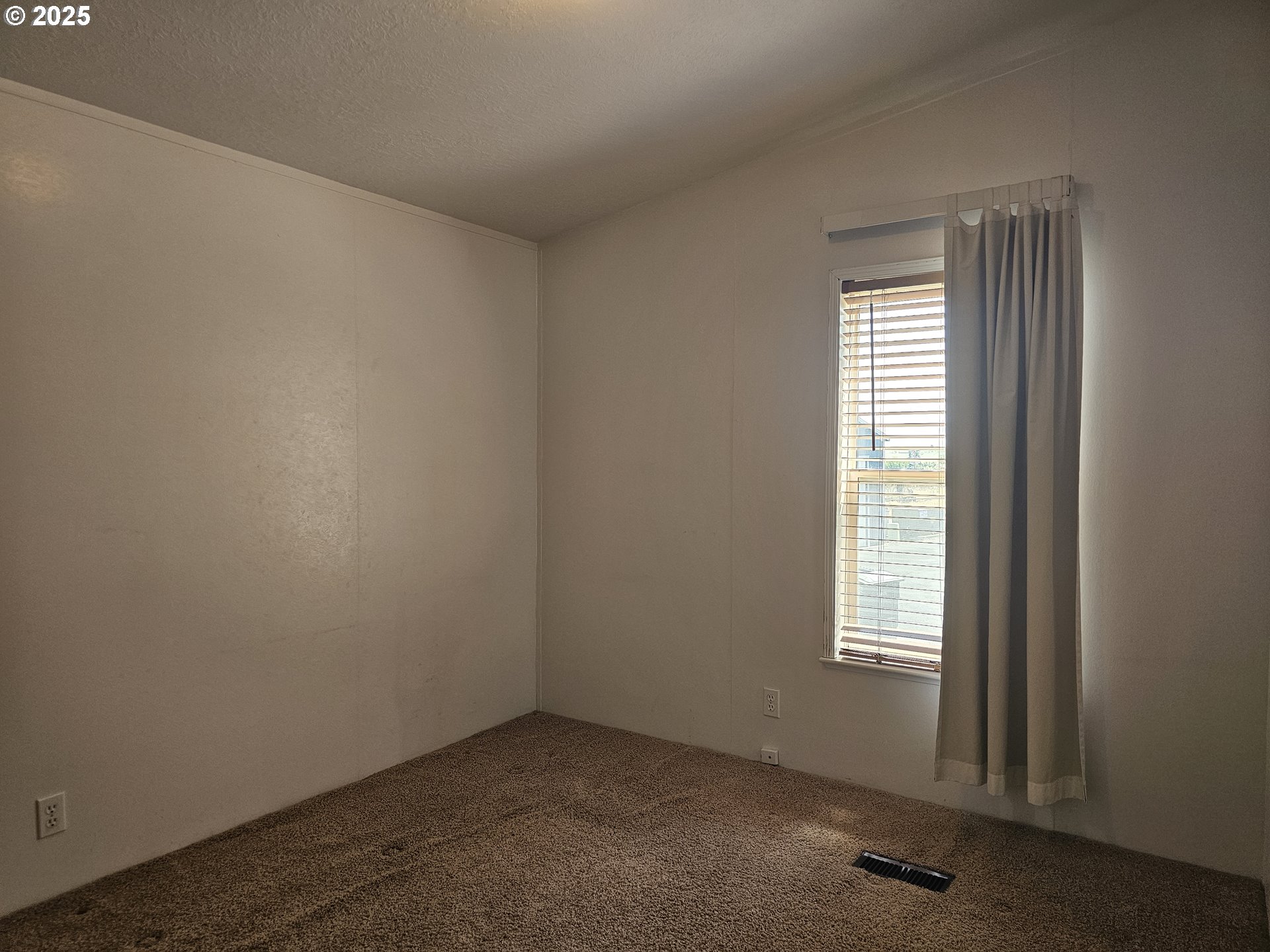 2600 Southwest Goodwin Avenue, Unit 6 Pendleton, OR 97801 - Photo 20 of 45