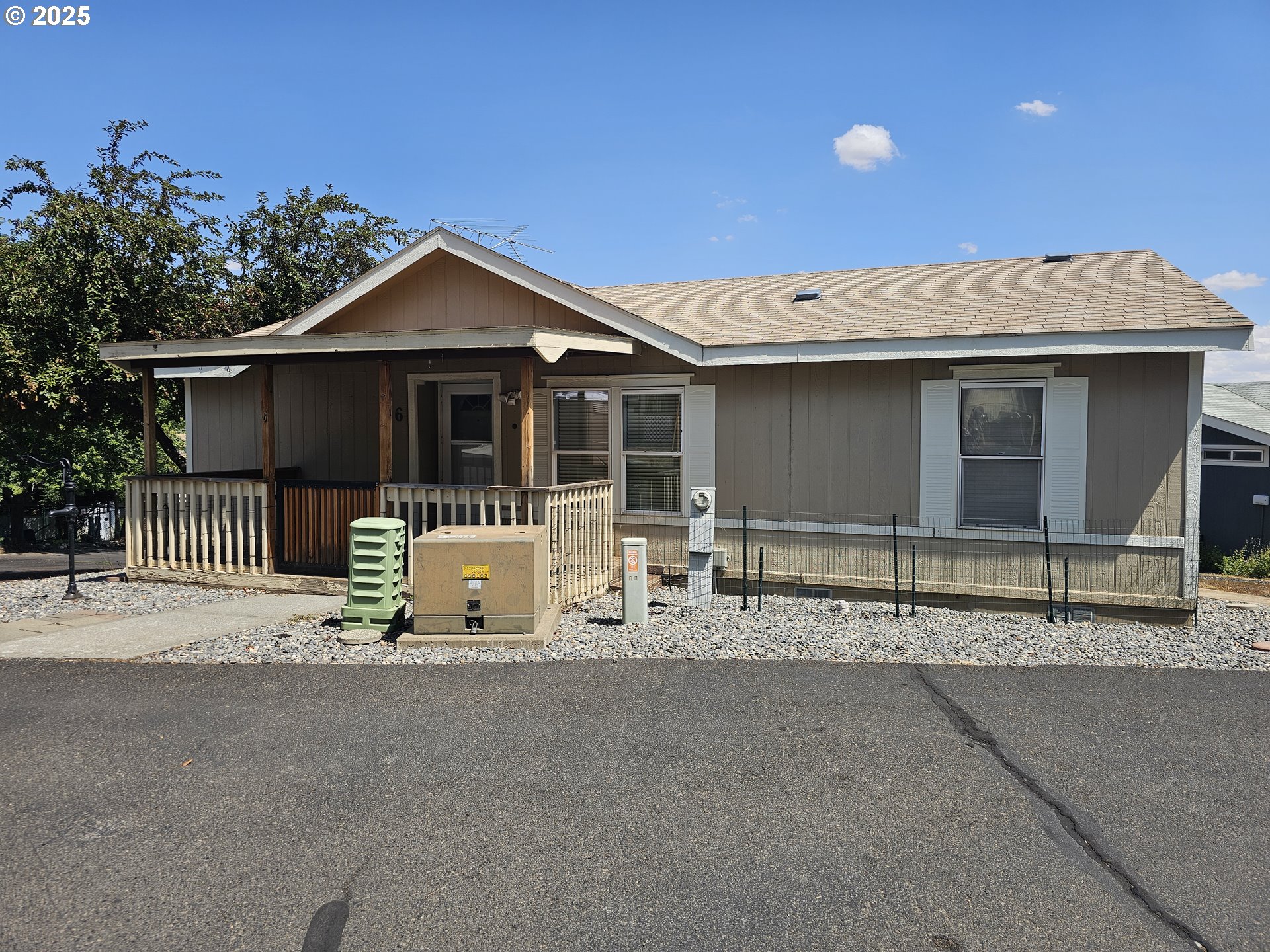 2600 Southwest Goodwin Avenue, Unit 6 Pendleton, OR 97801 - Photo 2 of 45