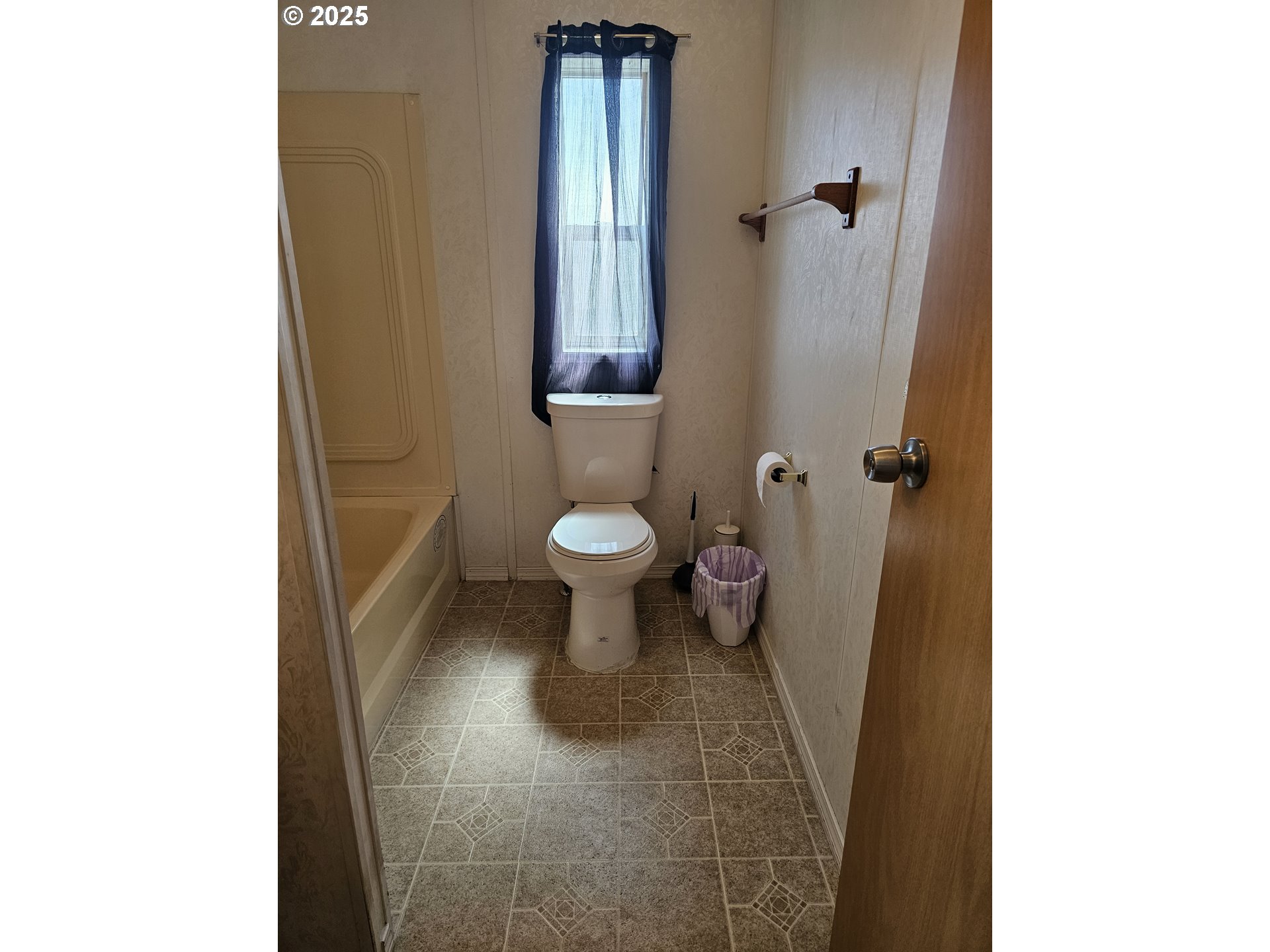 2600 Southwest Goodwin Avenue, Unit 6 Pendleton, OR 97801 - Photo 33 of 45