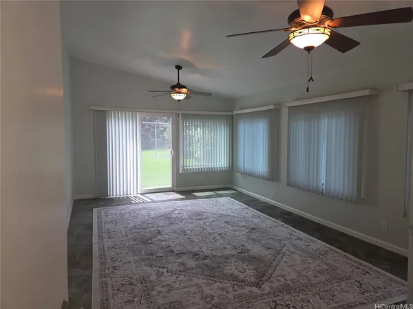 $1,800 | 98-383 Pono Street, Unit B, Aiea, HI 96701