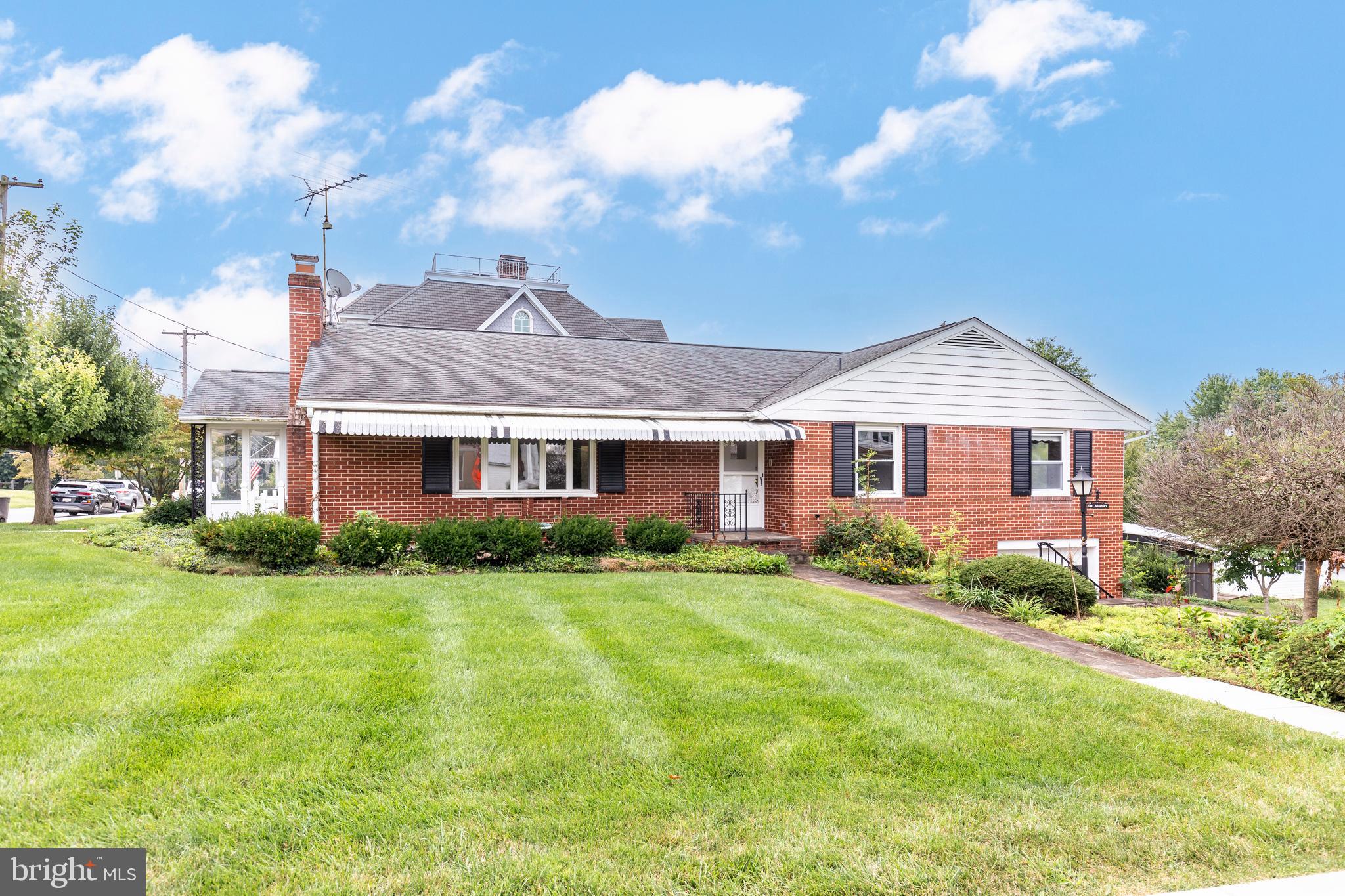 101 Blue Ridge Avenue New Windsor, MD 21776 - Photo 1 of 38 Welcome to 101 Blue Ridge Avenue