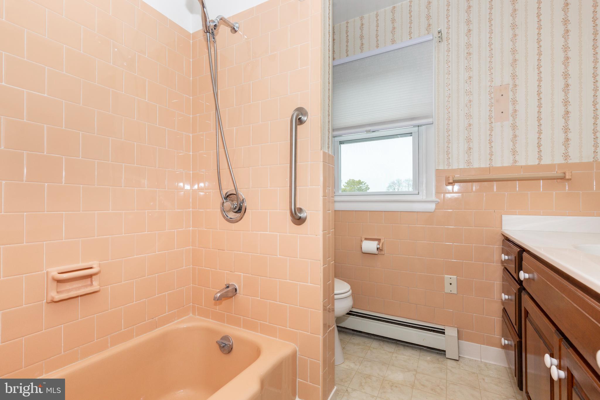 101 Blue Ridge Avenue New Windsor, MD 21776 - Photo 15 of 38 Move in ready!