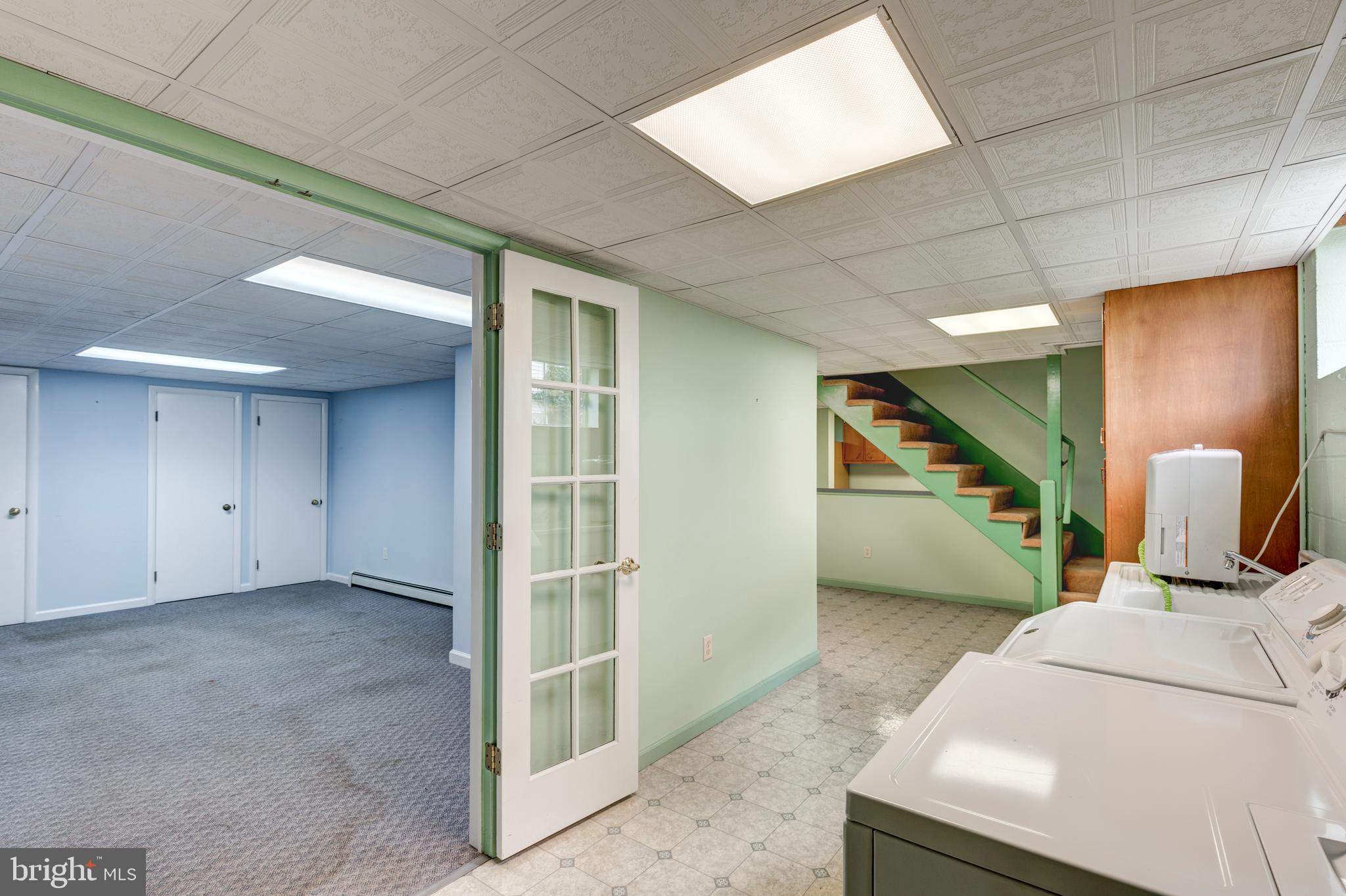 101 Blue Ridge Avenue New Windsor, MD 21776 - Photo 17 of 38 Full laundry on the lower level!
