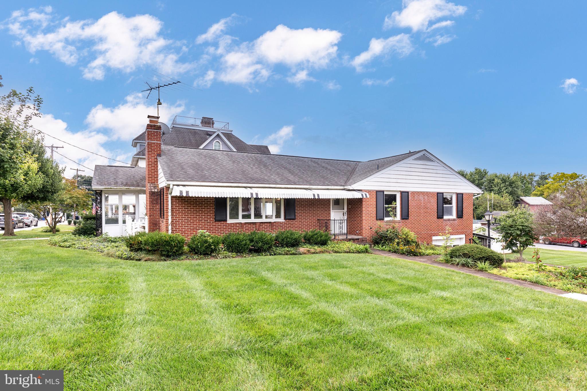 101 Blue Ridge Avenue New Windsor, MD 21776 - Photo 28 of 38 Showcase corner lot!