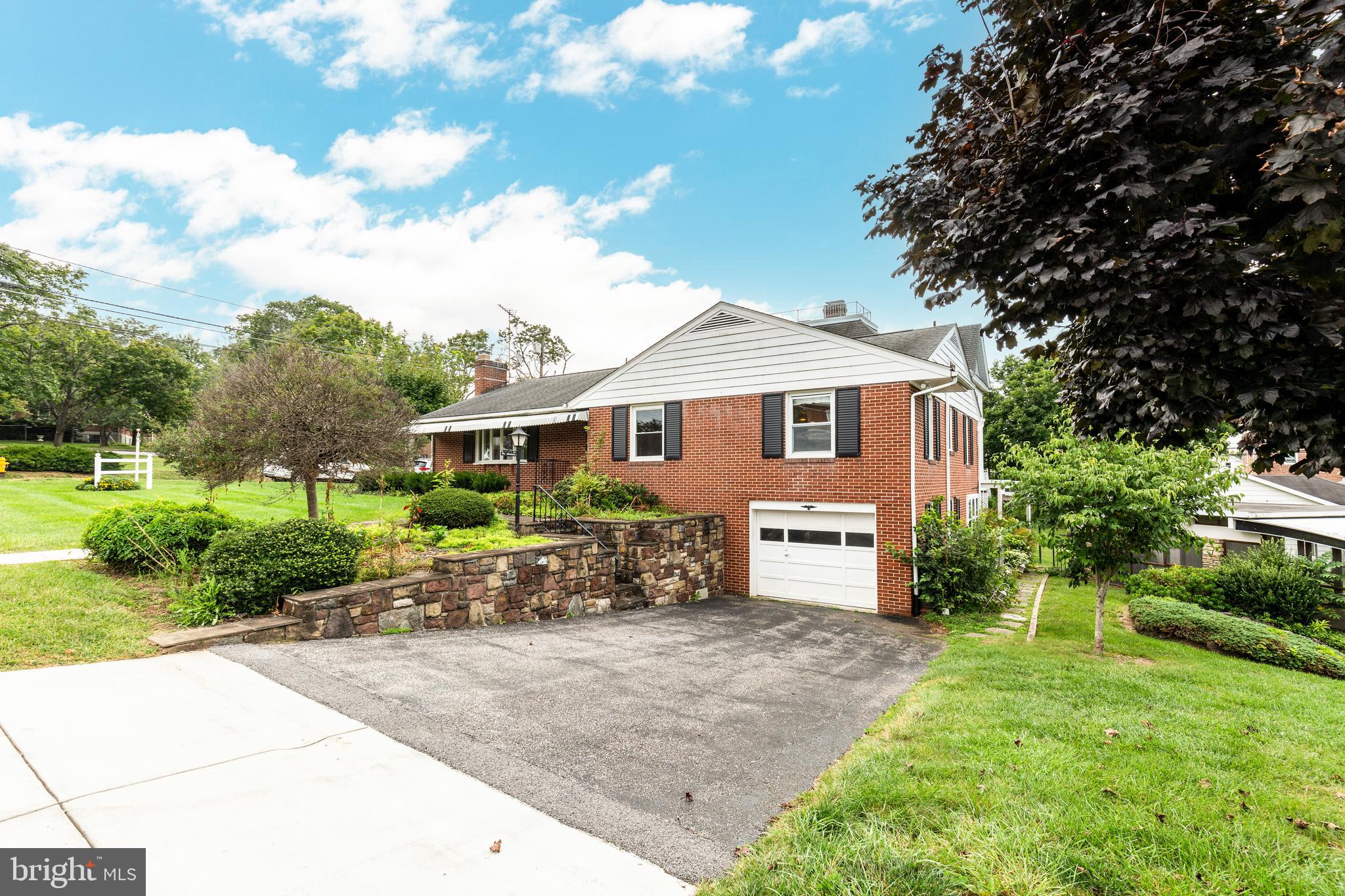 101 Blue Ridge Avenue New Windsor, MD 21776 - Photo 29 of 38 Front load garage to lower-level entryway .