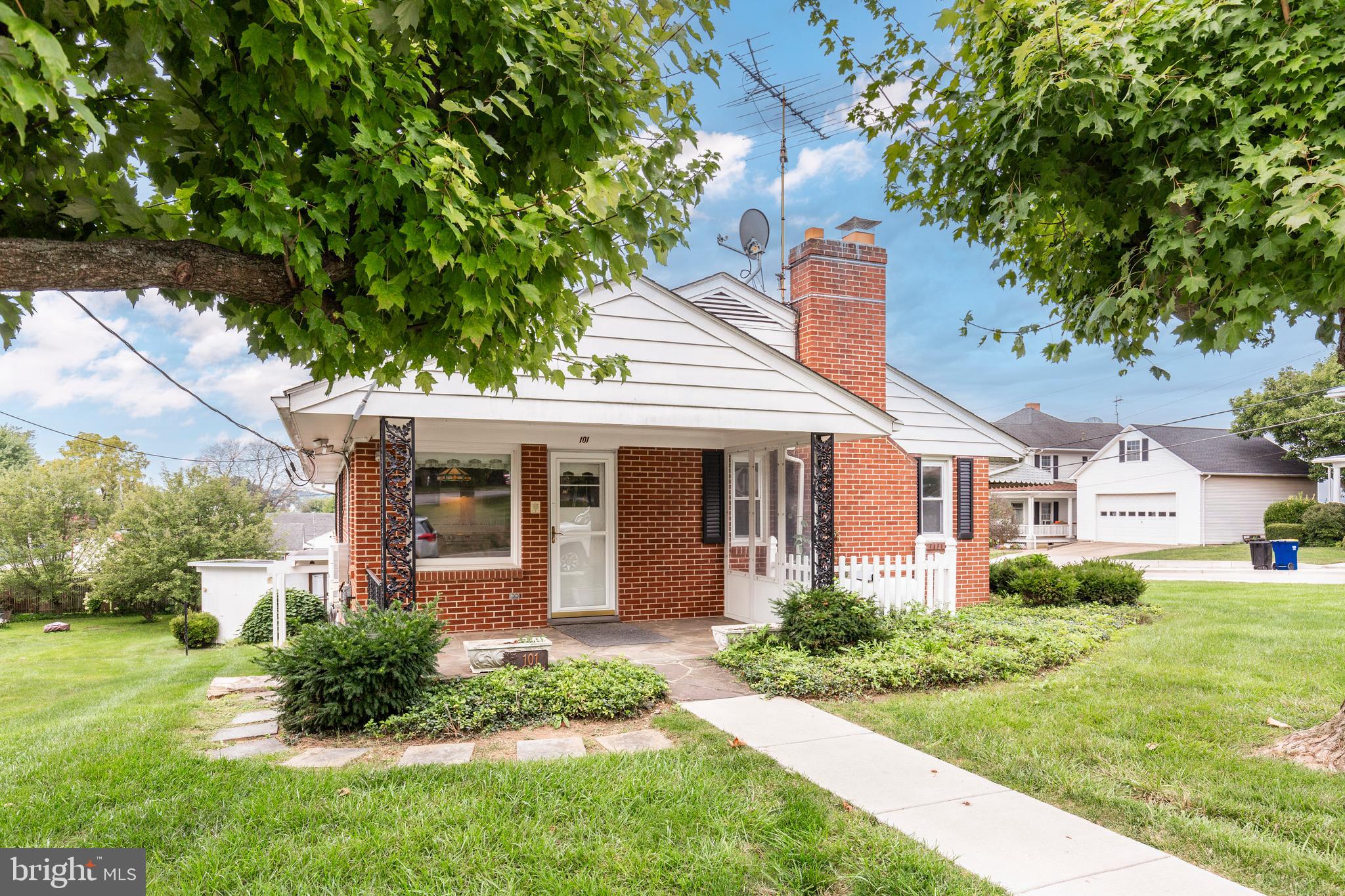 101 Blue Ridge Avenue New Windsor, MD 21776 - Photo 34 of 38