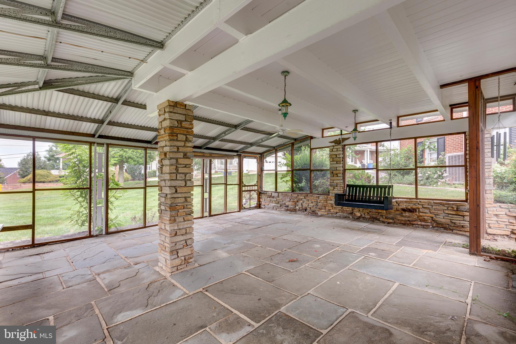 101 Blue Ridge Avenue New Windsor, MD 21776 - Photo 35 of 38 Nicest crab deck you've ever seen!