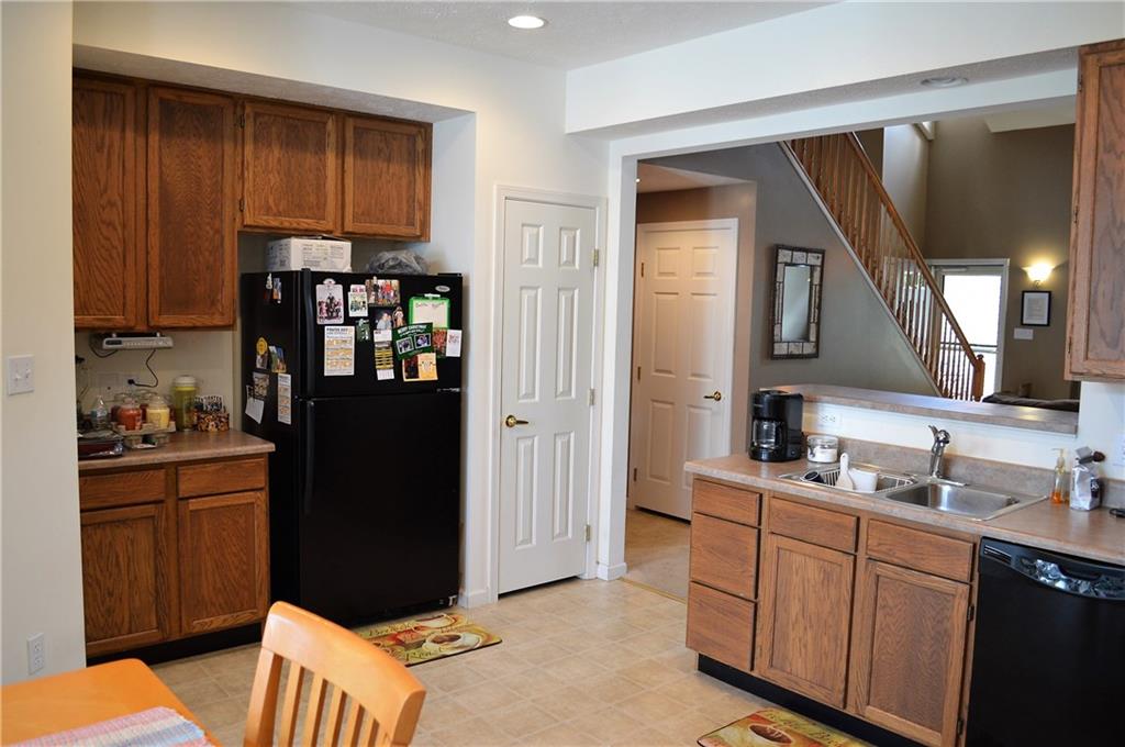 124 Park Place McKees Rocks, PA 15136 - Photo 13 of 25