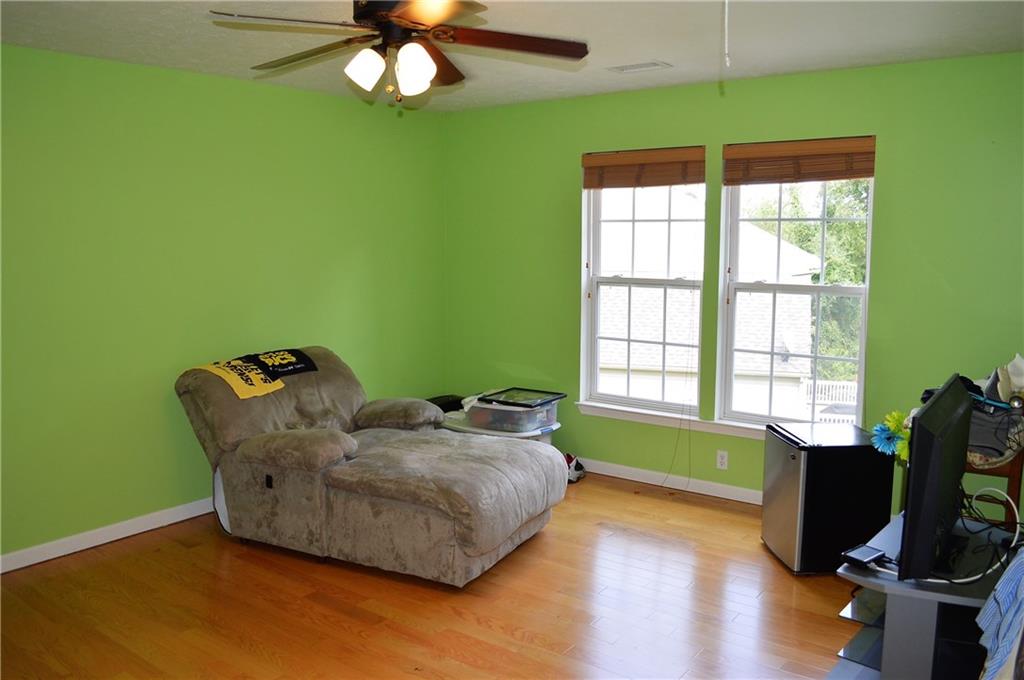 124 Park Place McKees Rocks, PA 15136 - Photo 21 of 25