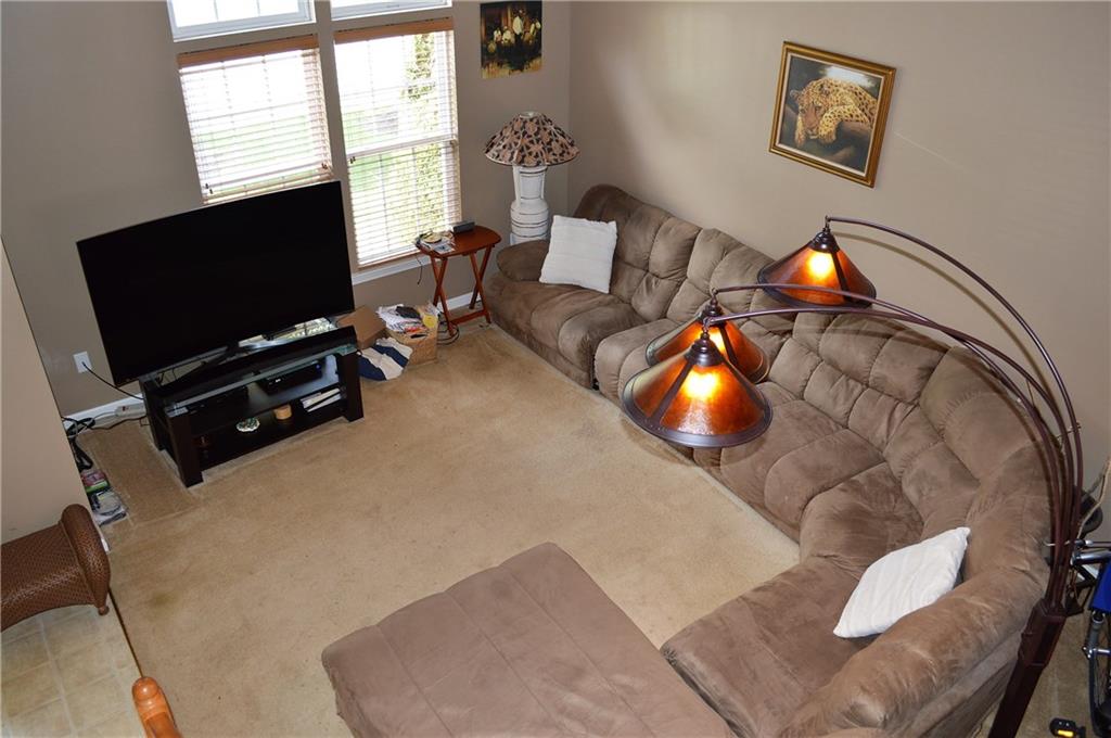 124 Park Place McKees Rocks, PA 15136 - Photo 4 of 25