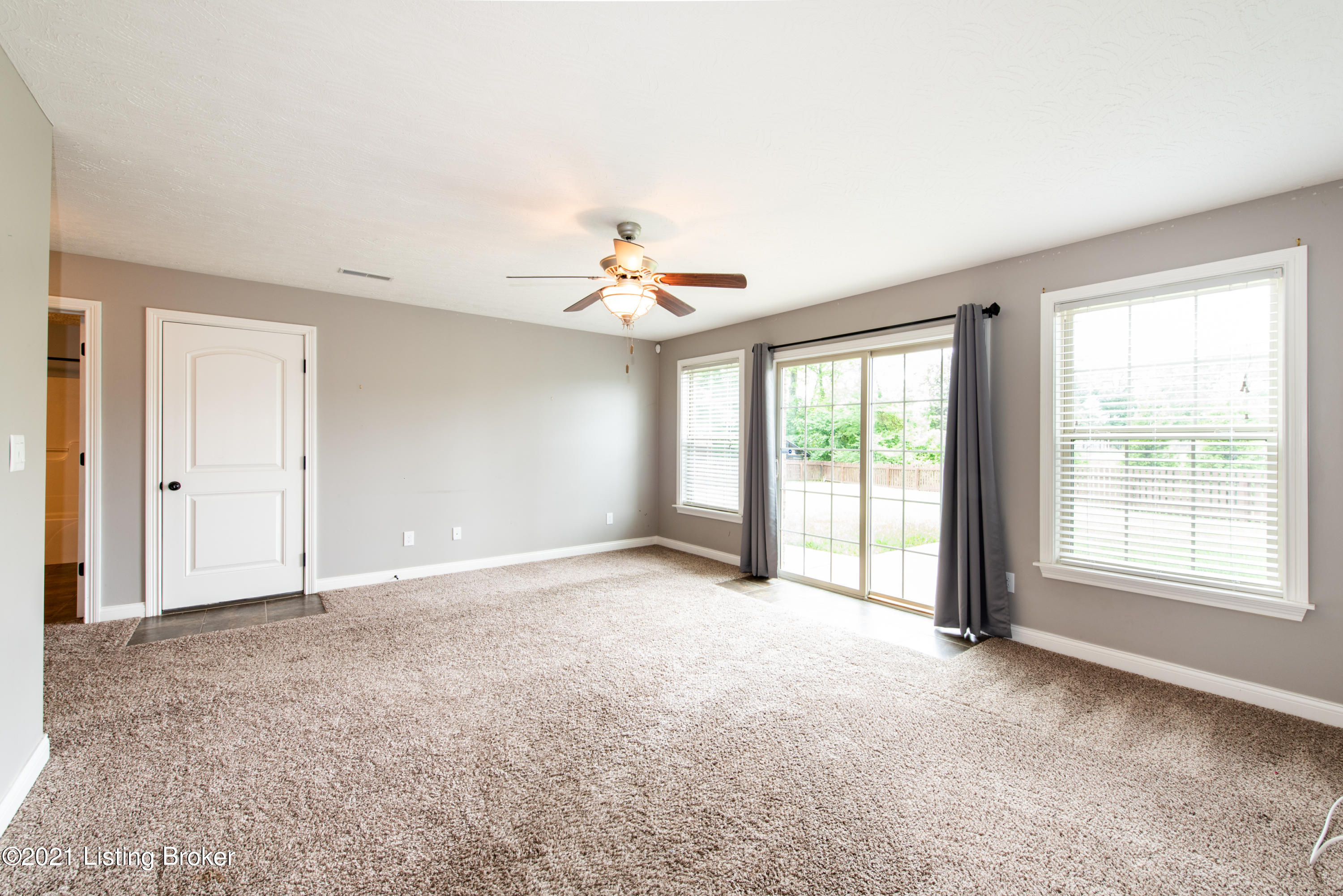 10105 Reeseman Drive Louisville, KY 40291 - Photo 38 of 52 4007