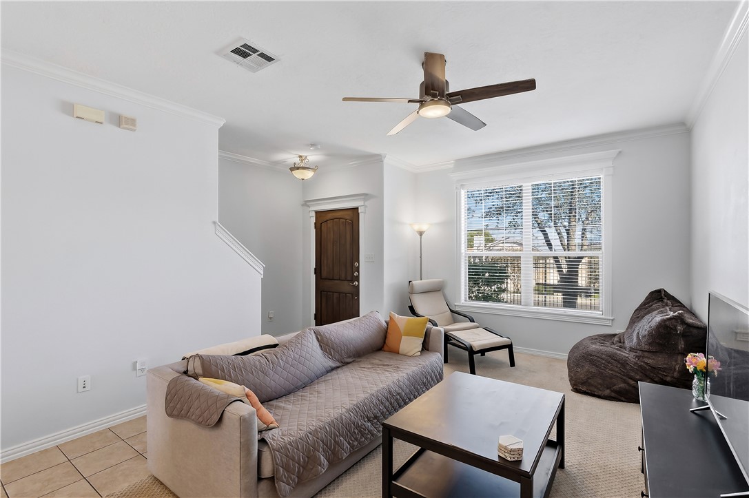 1000 Spring Loop, Unit 1105 College Station, TX 77840 - Photo 7 of 25 Comfortable Space for Everyday Living