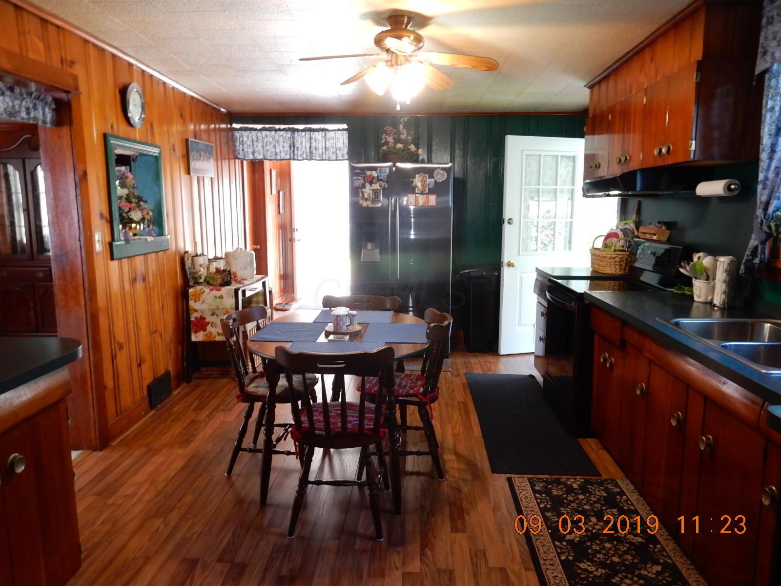 502 Ridgewood Avenue Mount Vernon, OH 43050 - Photo 4 of 28