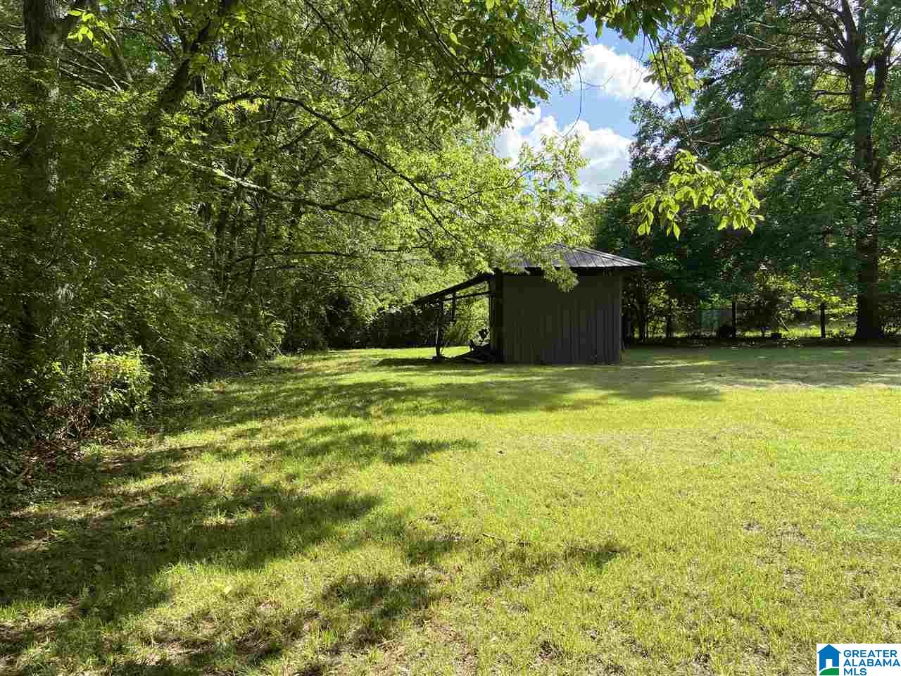 1017 Eastern Valley Road Bessemer, AL 35020 - Photo 8 of 27