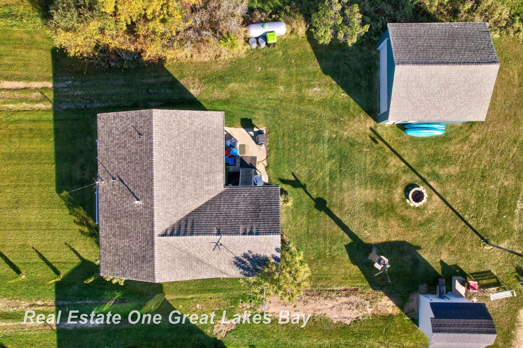 5219 Beachwood Road Standish, MI 48658 - Photo 27 of 53 Aerial over the home