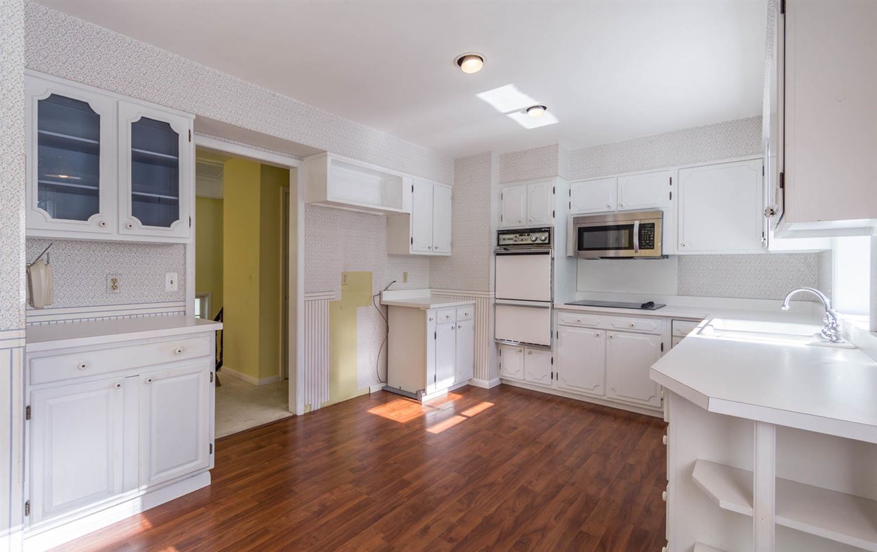 312 North Park Ridge Road Bloomington, IN 47408 - Photo 9 of 34 Gallery Image 9