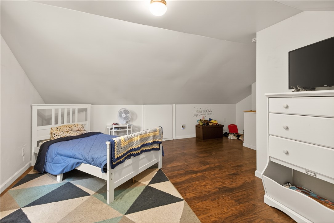 147 Wood Road Greece, NY 14626 - Photo 21 of 26 Bedroom #4 (2nd-Floor)