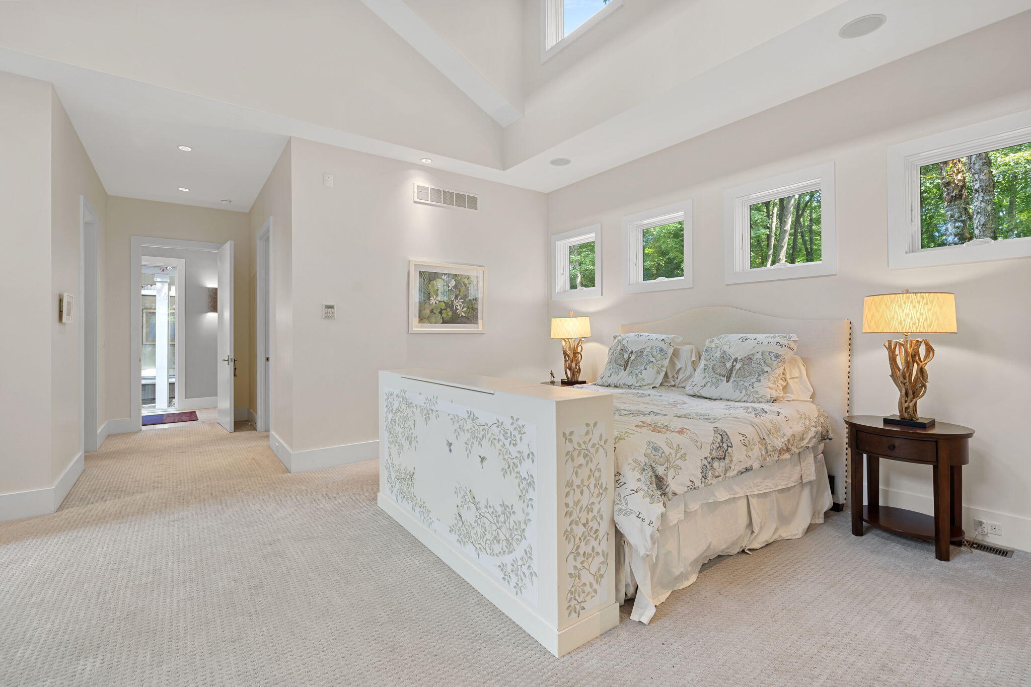 17138 River Bluff Drive, Unit 96 Union Pier, MI 49129 - Photo 33 of 89 a bedroom with a bed and a lamp