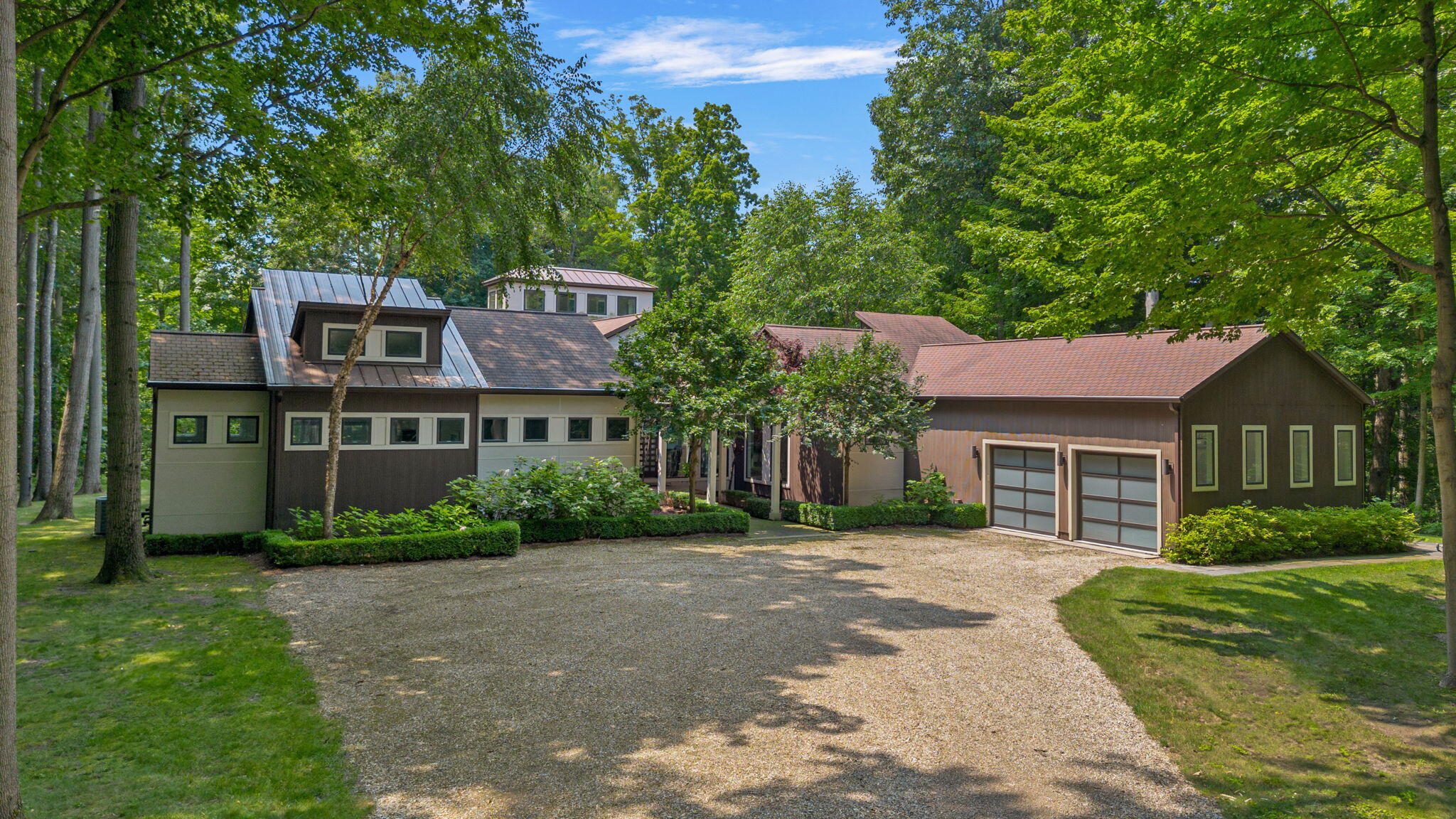 17138 River Bluff Drive, Unit 96 Union Pier, MI 49129 - Photo 78 of 89 front view of a house with a yard