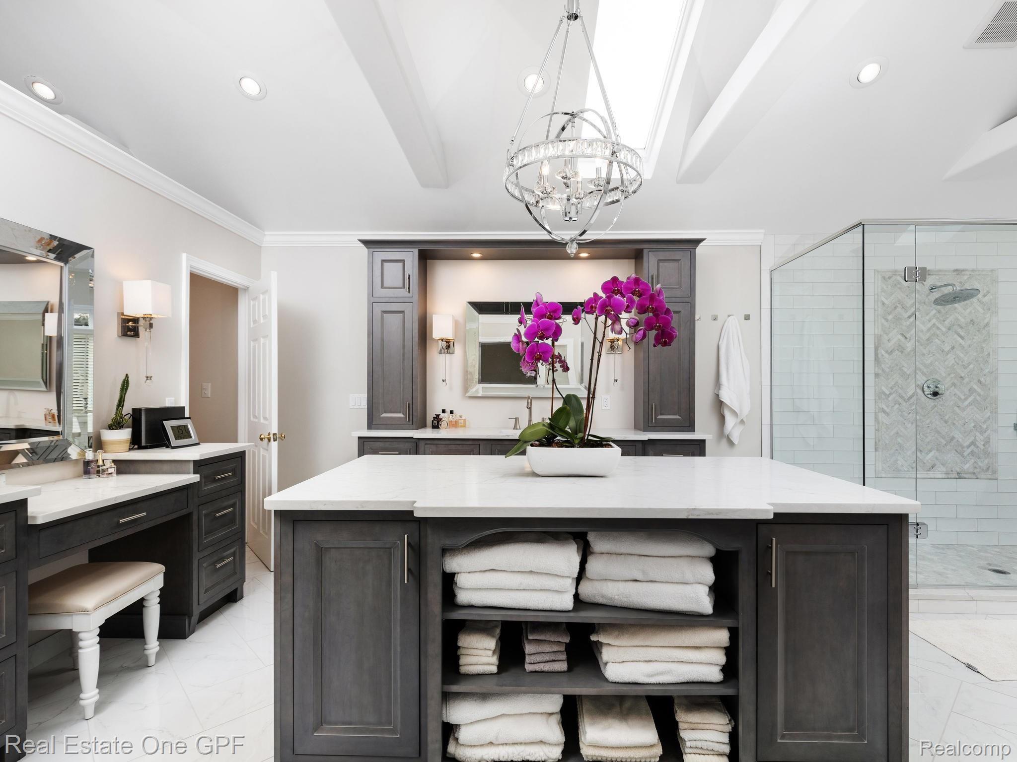 371 Lincoln Road Grosse Pointe, MI 48230 - Photo 25 of 55 371 Lincoln Rd Grosse Pointe-005-004-371 Lincoln Road Grosse-MLS_Size.jpg