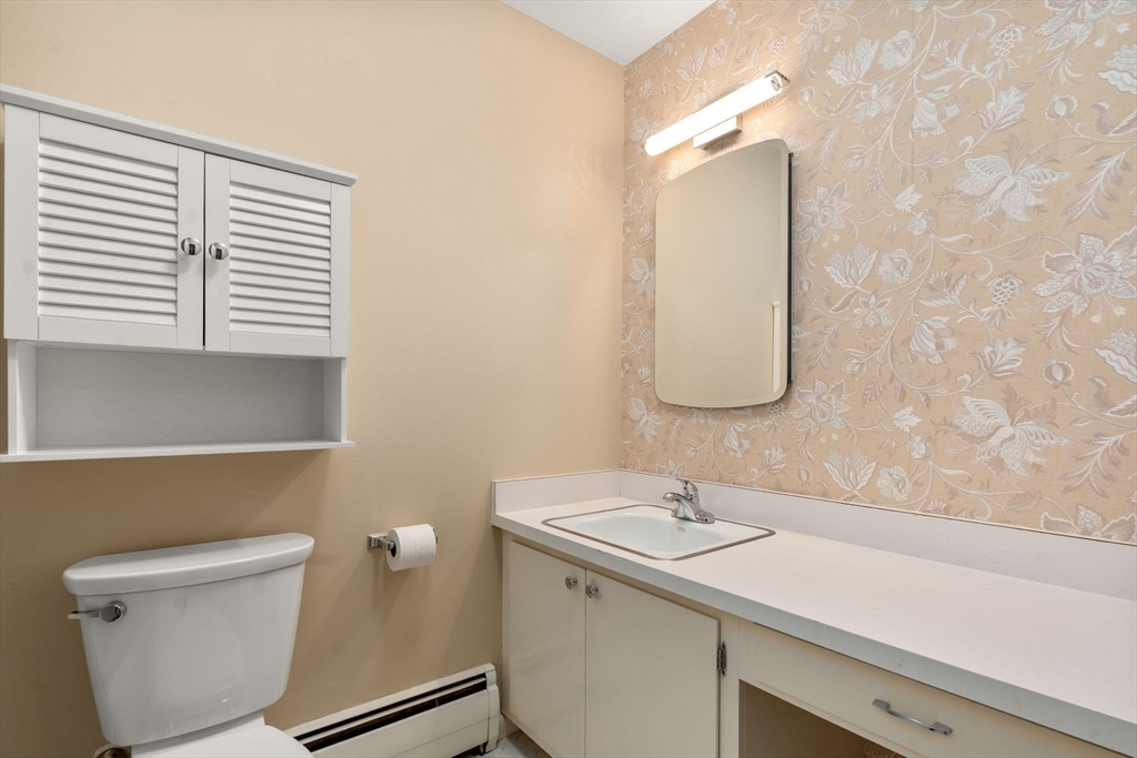 26 Arrowhead Road Weston, MA 02493 - Photo 17 of 28
