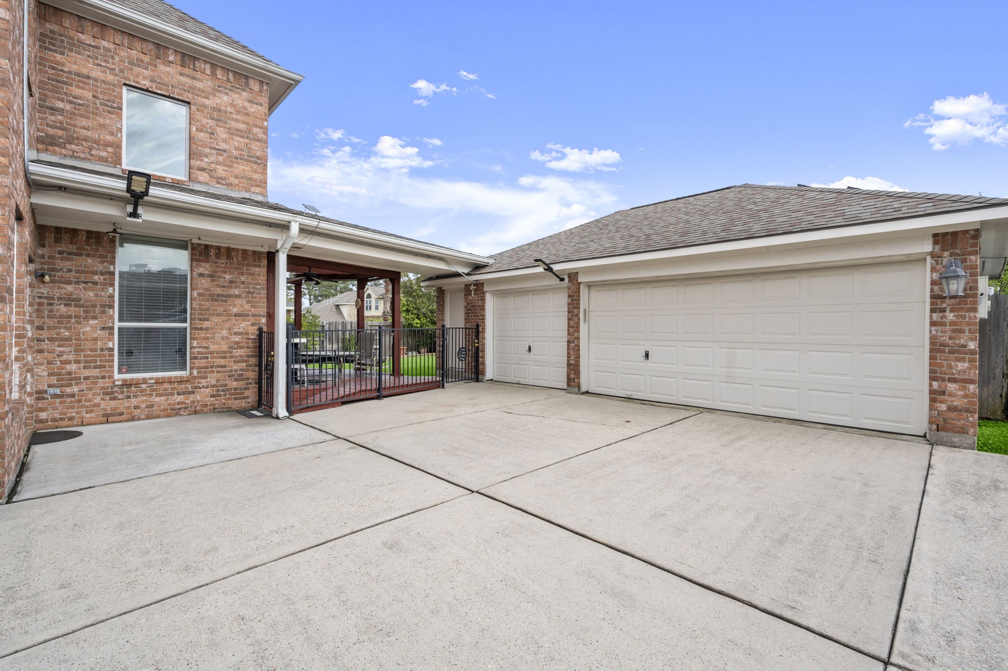 6315 Amelia Springs Drive Spring, TX 77379 - Photo 10 of 46