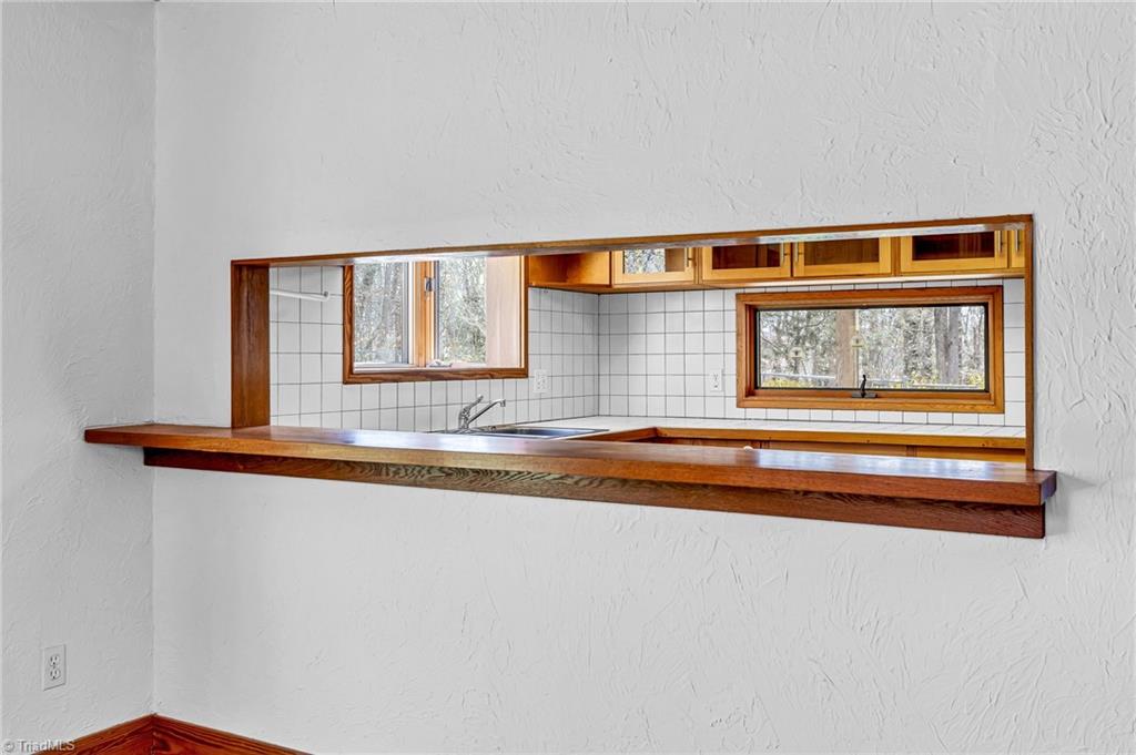 211 Canterbury Road High Point, NC 27262 - Photo 15 of 35 Gallery Image 15