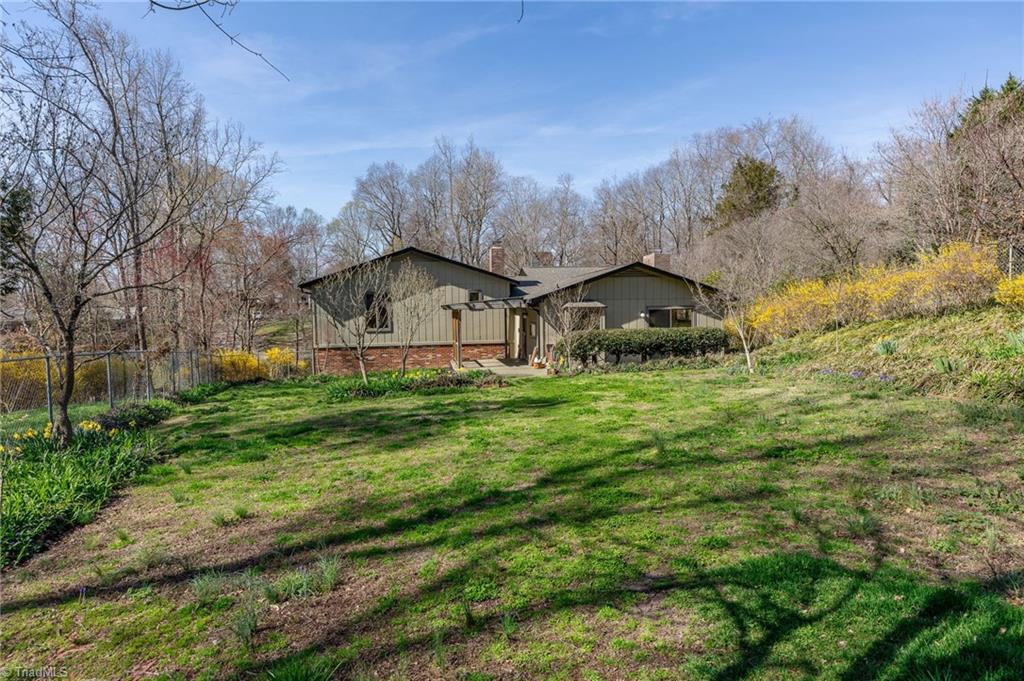 211 Canterbury Road High Point, NC 27262 - Photo 33 of 35 Gallery Image 33