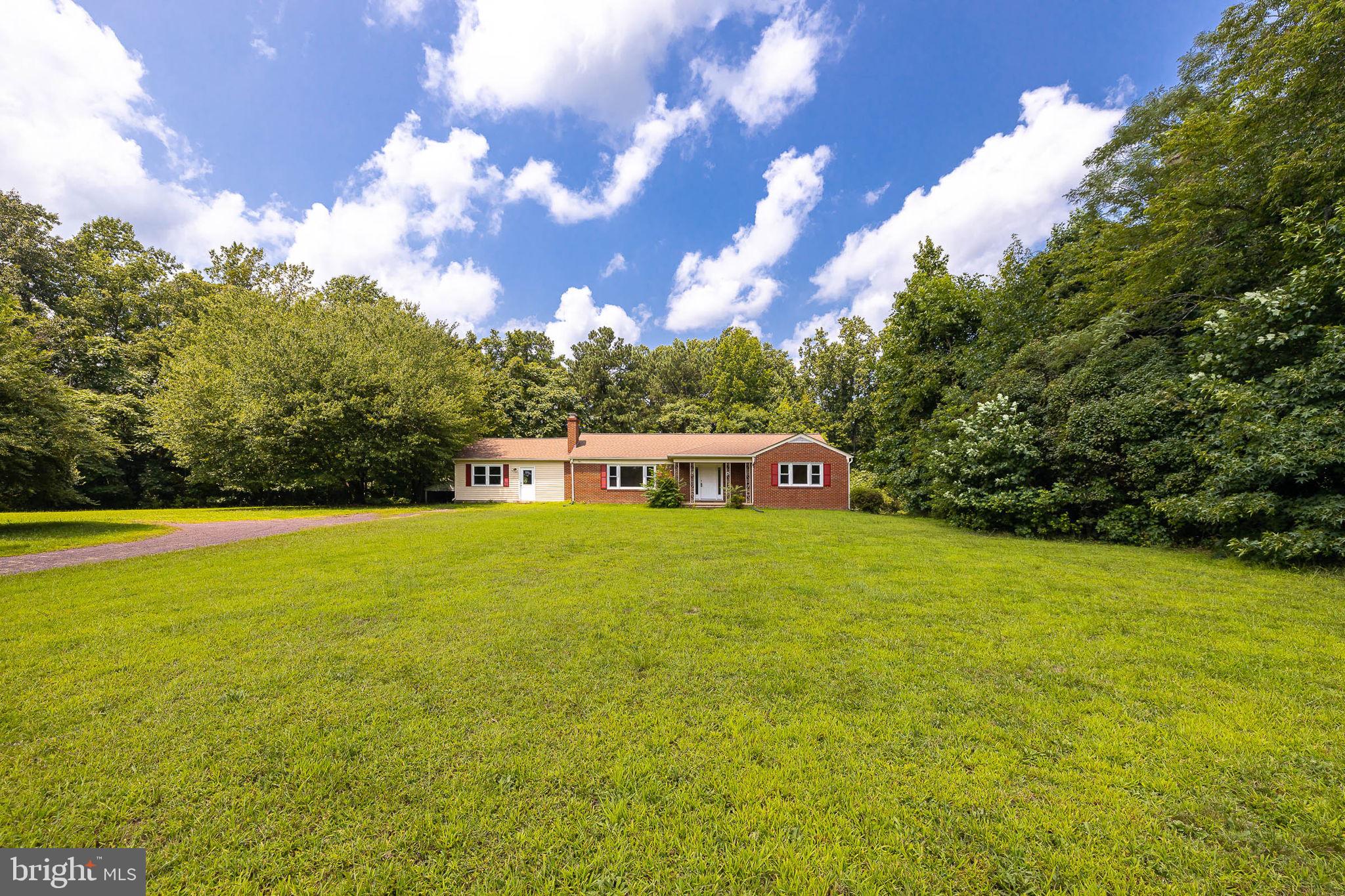 10103 Dahlgren Road King George, VA 22485 - Photo 3 of 29 Gallery Image 3