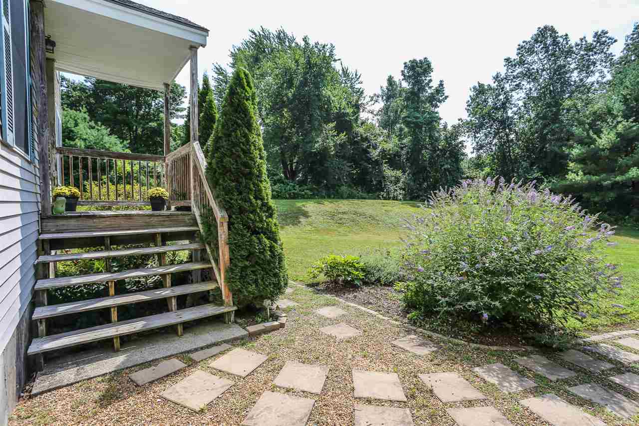 183 Robinson Road, Unit B Hudson, NH 03051 - Photo 29 of 32