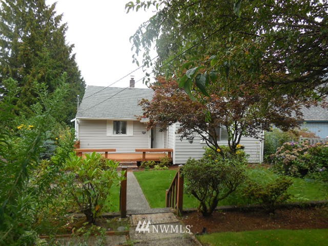7912 Kelly Beach Road Southeast Olympia, WA 98513 - Photo 2 of 19 Gallery Image 2