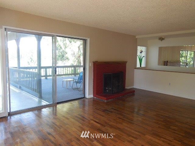 7912 Kelly Beach Road Southeast Olympia, WA 98513 - Photo 11 of 19 Gallery Image 11