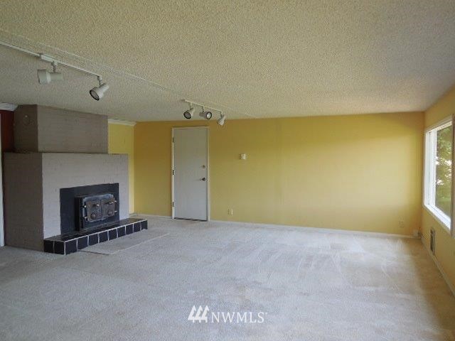 7912 Kelly Beach Road Southeast Olympia, WA 98513 - Photo 17 of 19 Gallery Image 17
