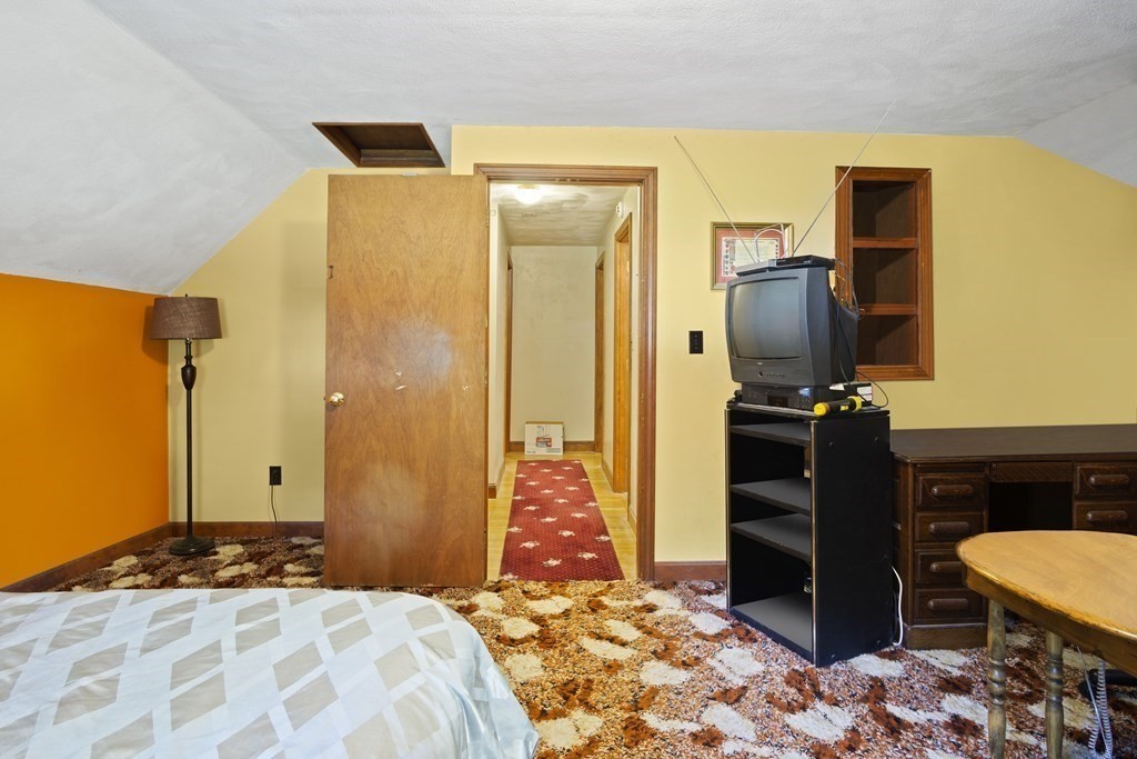 12 Westgate Road Billerica, MA 01862 - Photo 20 of 30 Gallery Image 20