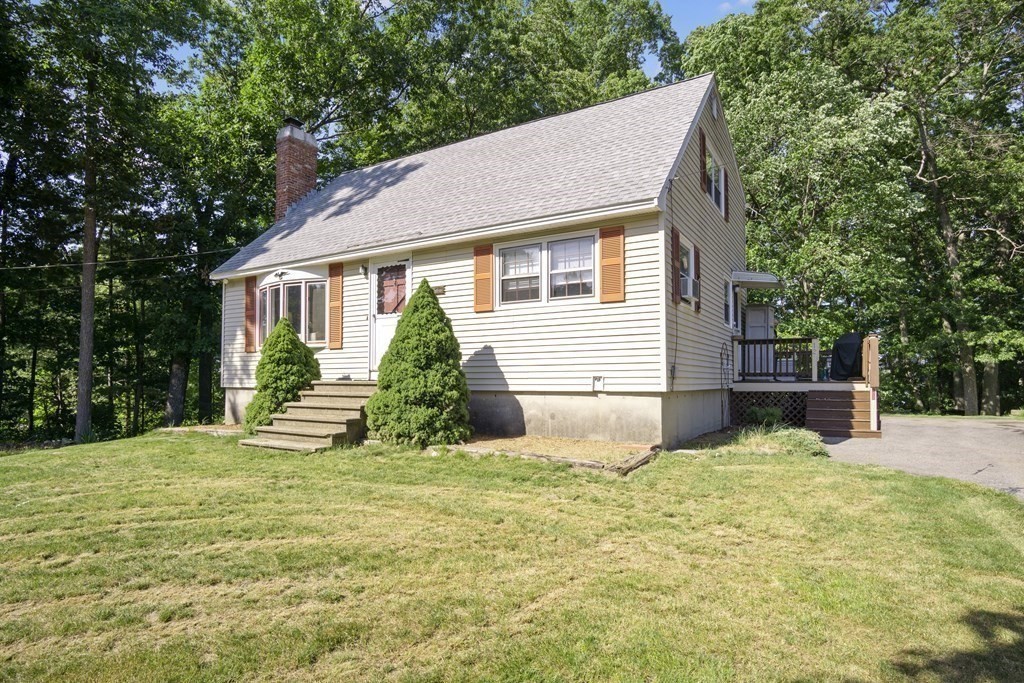 12 Westgate Road Billerica, MA 01862 - Photo 3 of 30 Gallery Image 3