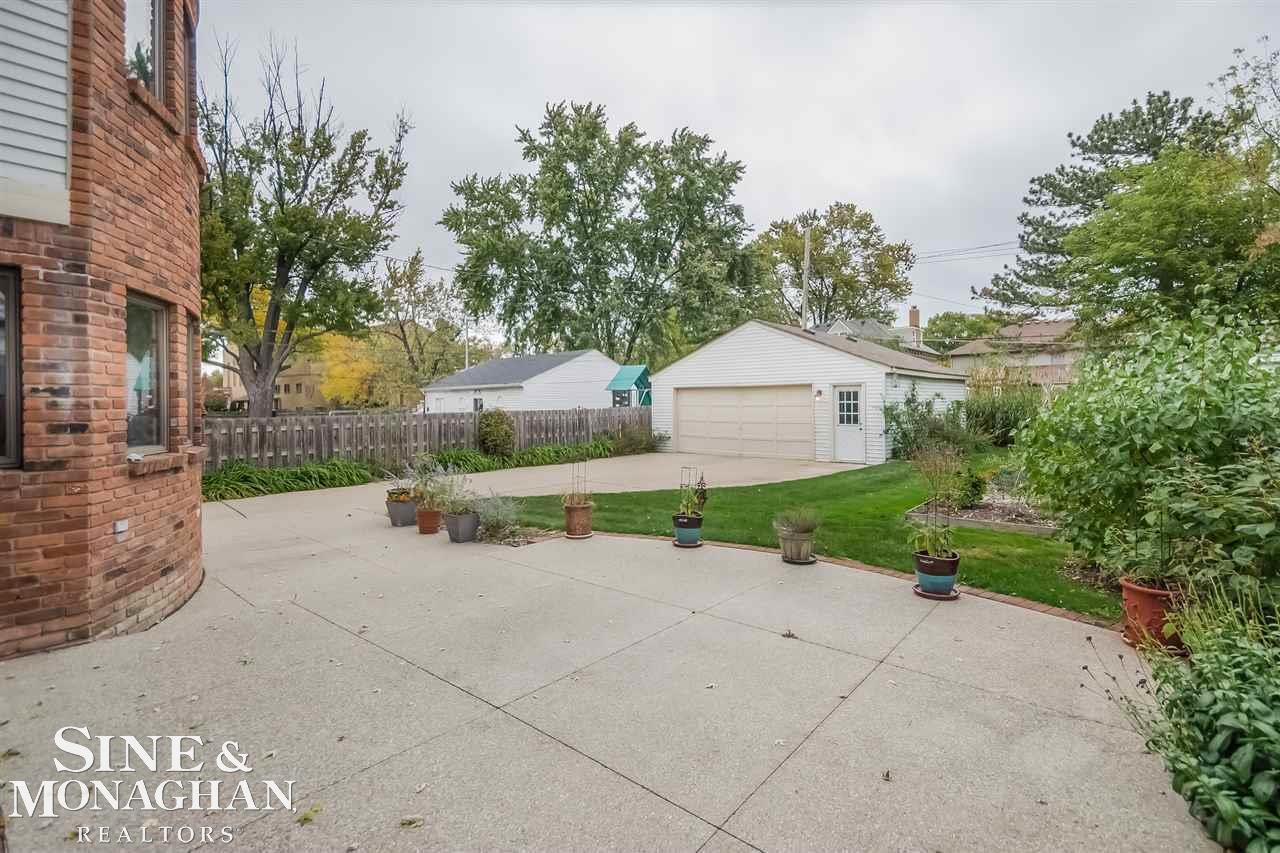 1396 Audubon Road Grosse Pointe Park, MI 48230 - Photo 33 of 37