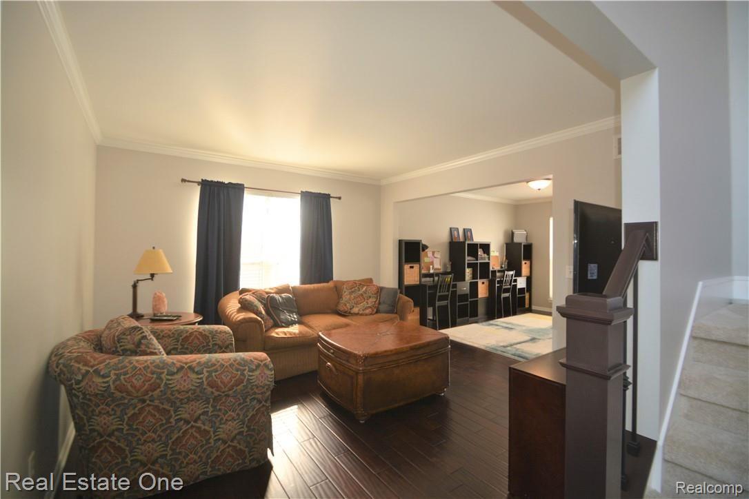 2702 Forest View Court Rochester, MI 48307 - Photo 29 of 32 DSC_9199 (3).JPG
