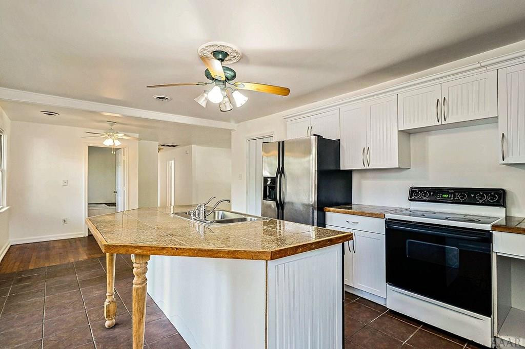 156 Puddin Ridge Road Moyock, NC 27958 - Photo 9 of 17